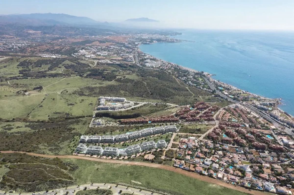 2 Zimmer Apartment zu verkaufen in Estepona - 539.000 € (Ref: 9877511)