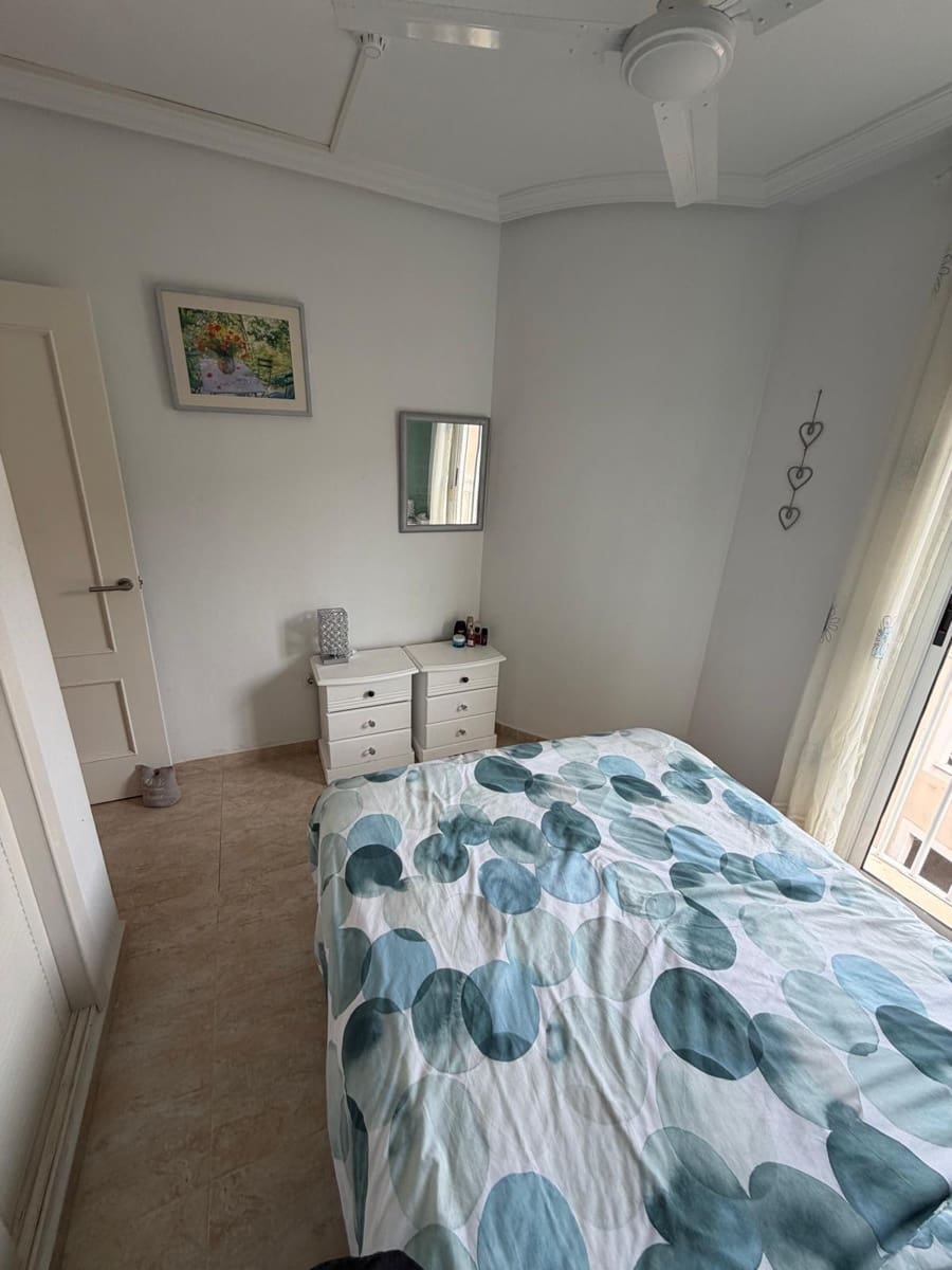 Apartamento de 2 habitaciones en Aguilas en venta con piscina - 90.000 € (Ref: 9659436)