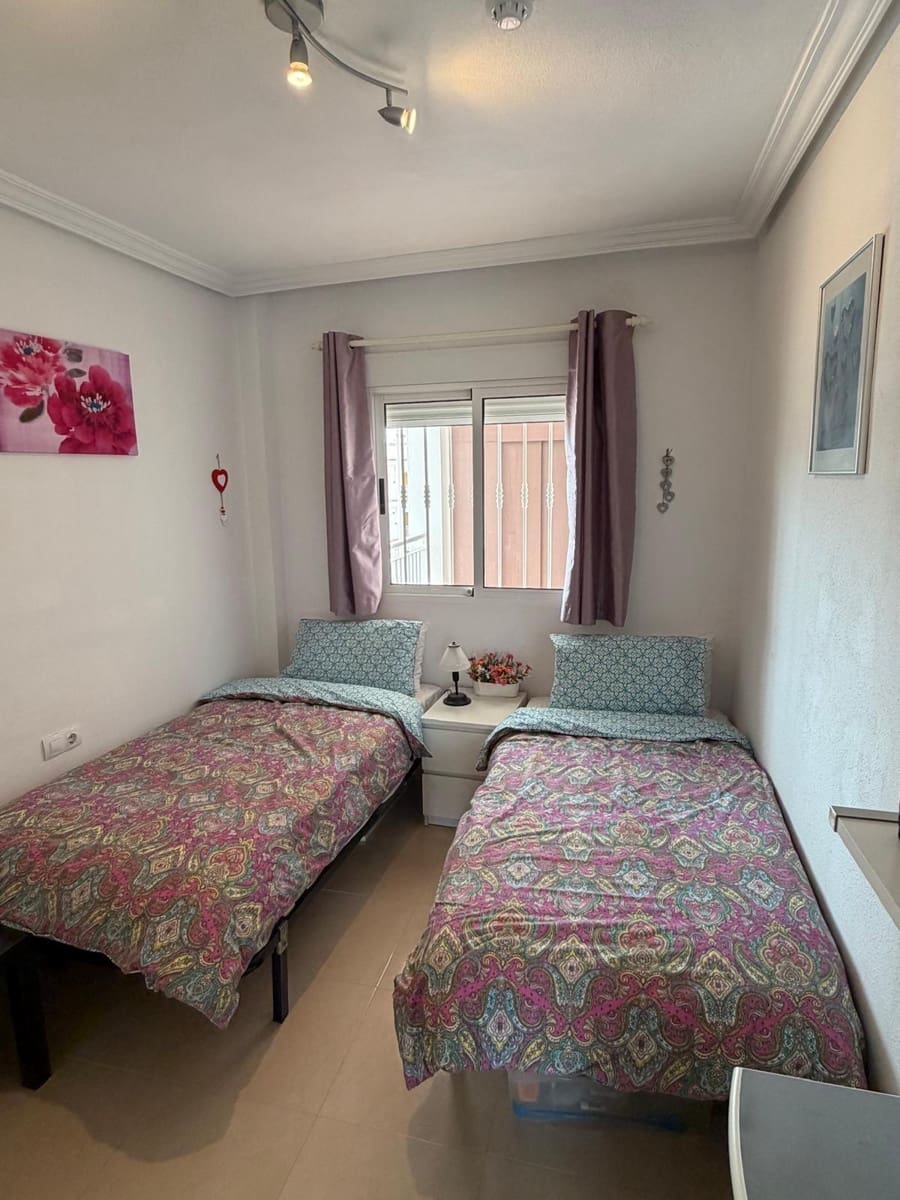 Apartamento de 2 habitaciones en Aguilas en venta con piscina - 90.000 € (Ref: 9659436)