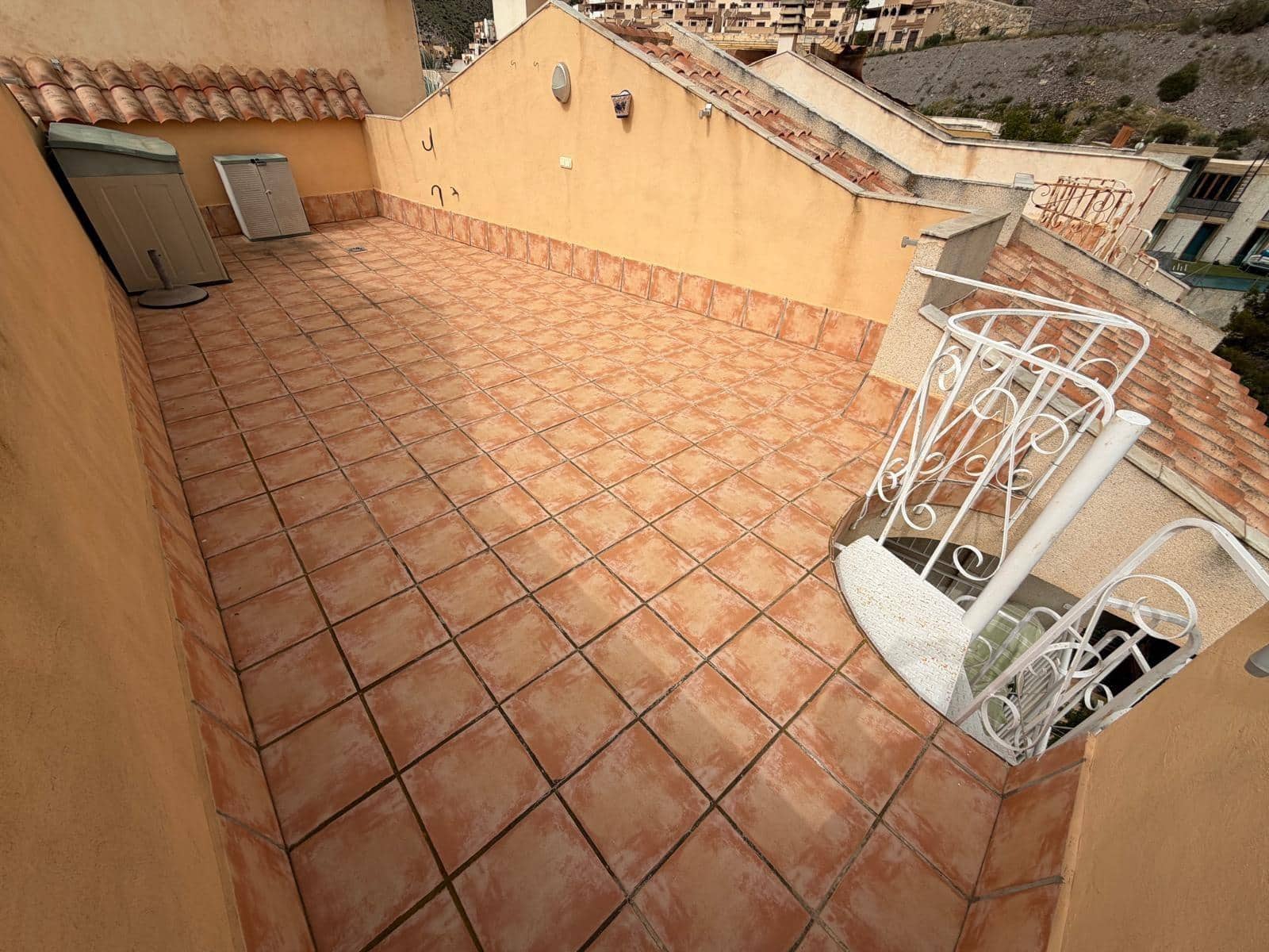 Apartamento de 2 habitaciones en Aguilas en venta con piscina - 90.000 € (Ref: 9659436)