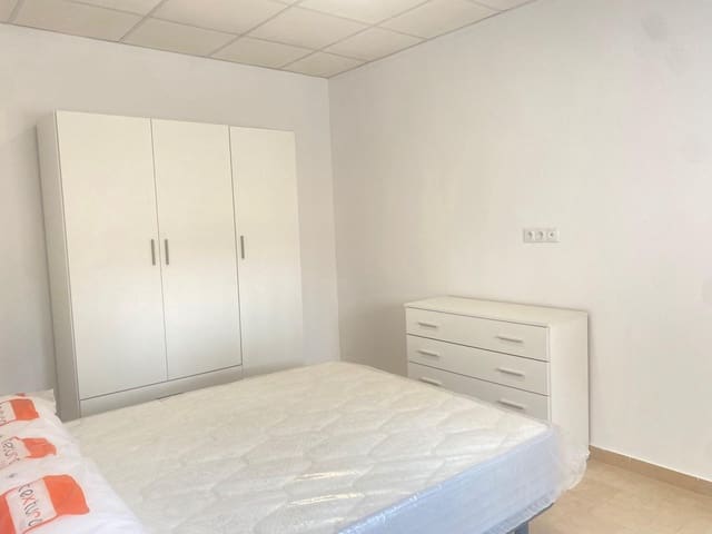 3 Zimmer Villa zu vermieten in Aguilas - 700 € (Ref: 9659437)