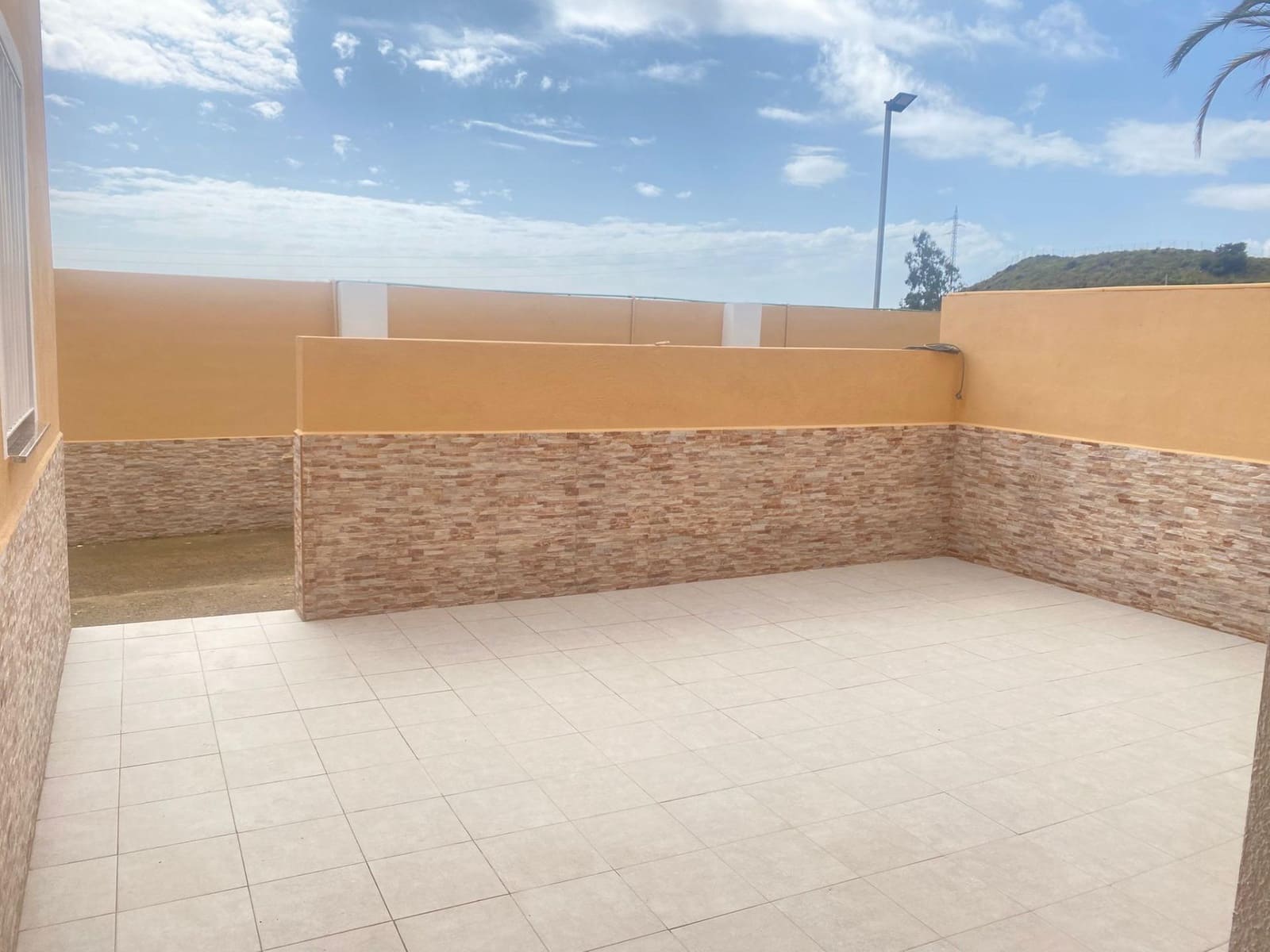 3 Zimmer Villa zu vermieten in Aguilas - 700 € (Ref: 9659437)