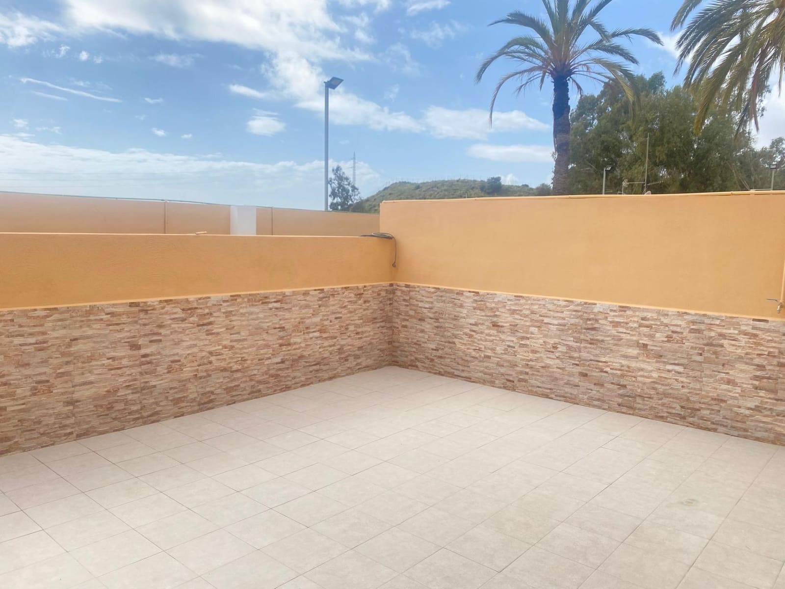 3 Zimmer Villa zu vermieten in Aguilas - 700 € (Ref: 9659437)
