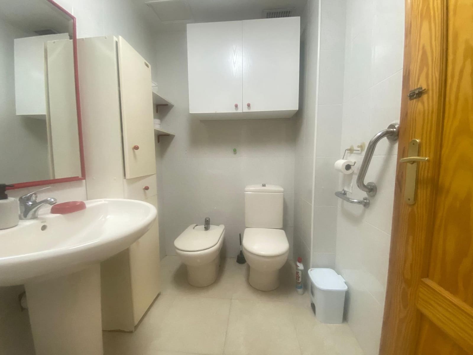 3 bedroom Flat for rent in Aguilas - € 2,250 (Ref: 9761985)