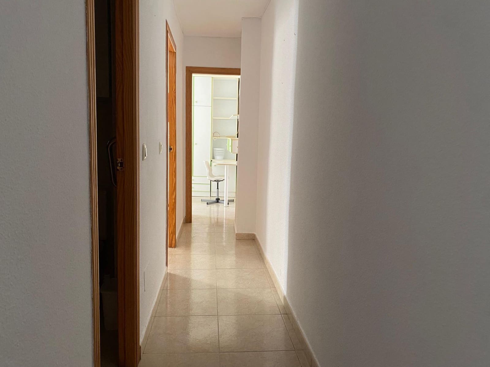 3 bedroom Flat for rent in Aguilas - € 2,250 (Ref: 9761985)