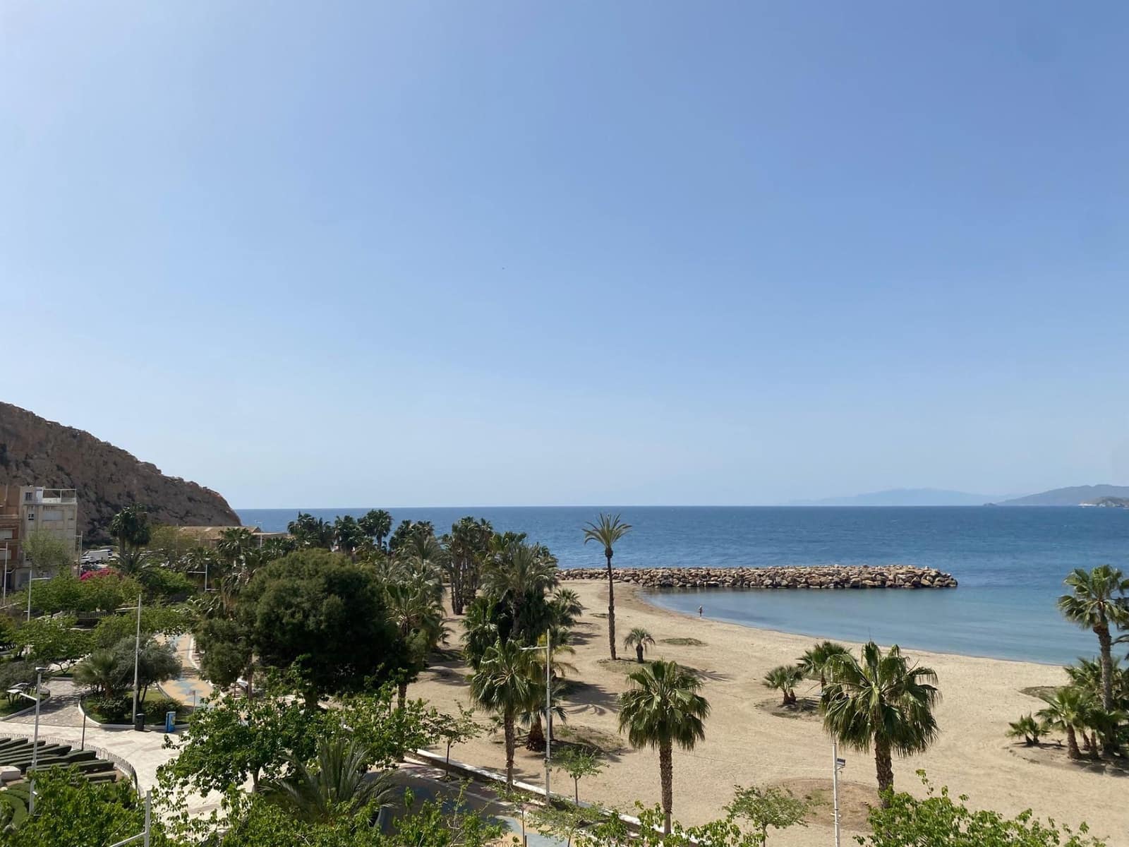 3 bedroom Flat for rent in Aguilas - € 2,250 (Ref: 9761985)