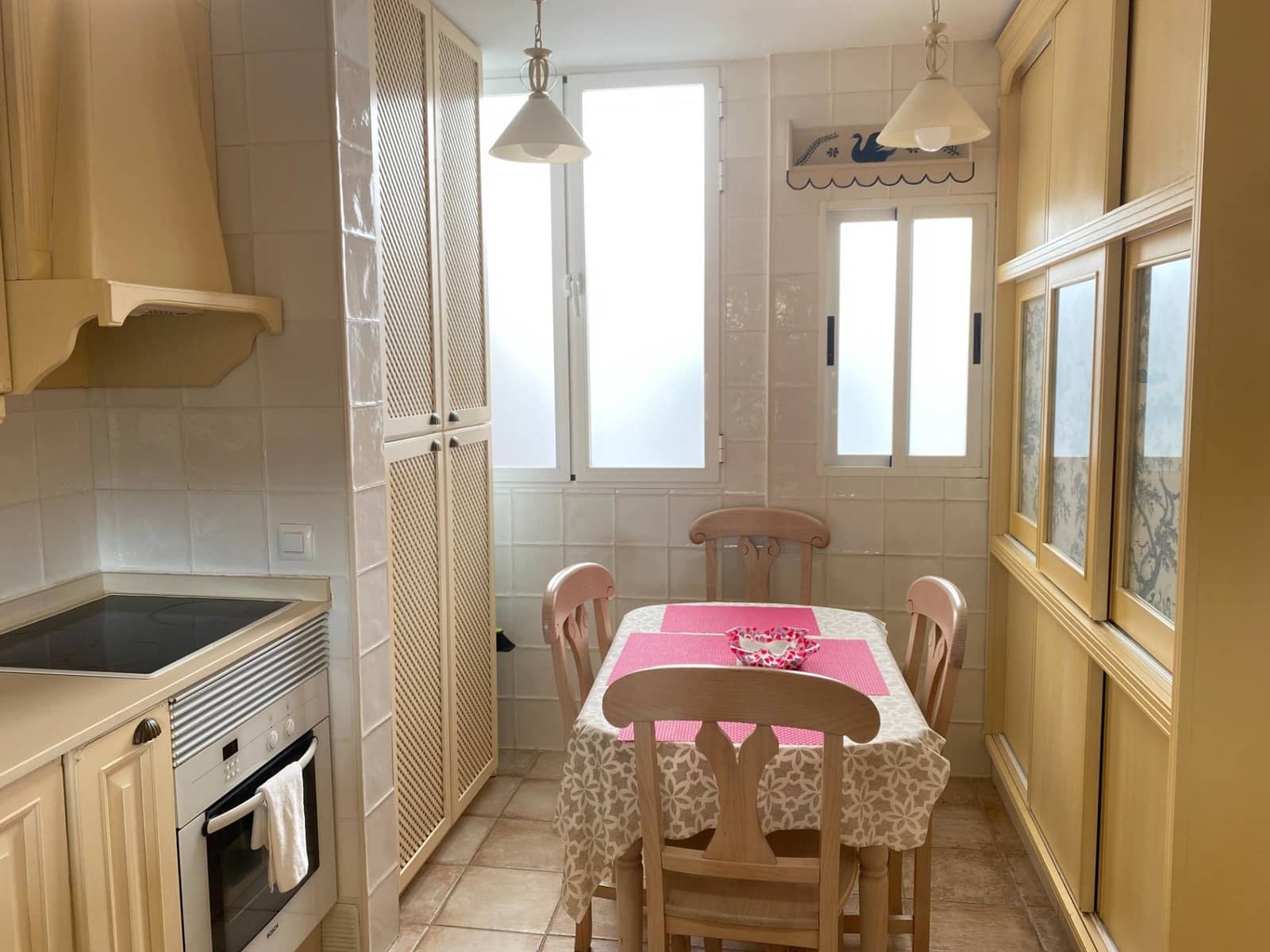 3 bedroom Flat for rent in Aguilas - € 1,200 (Ref: 9773057)