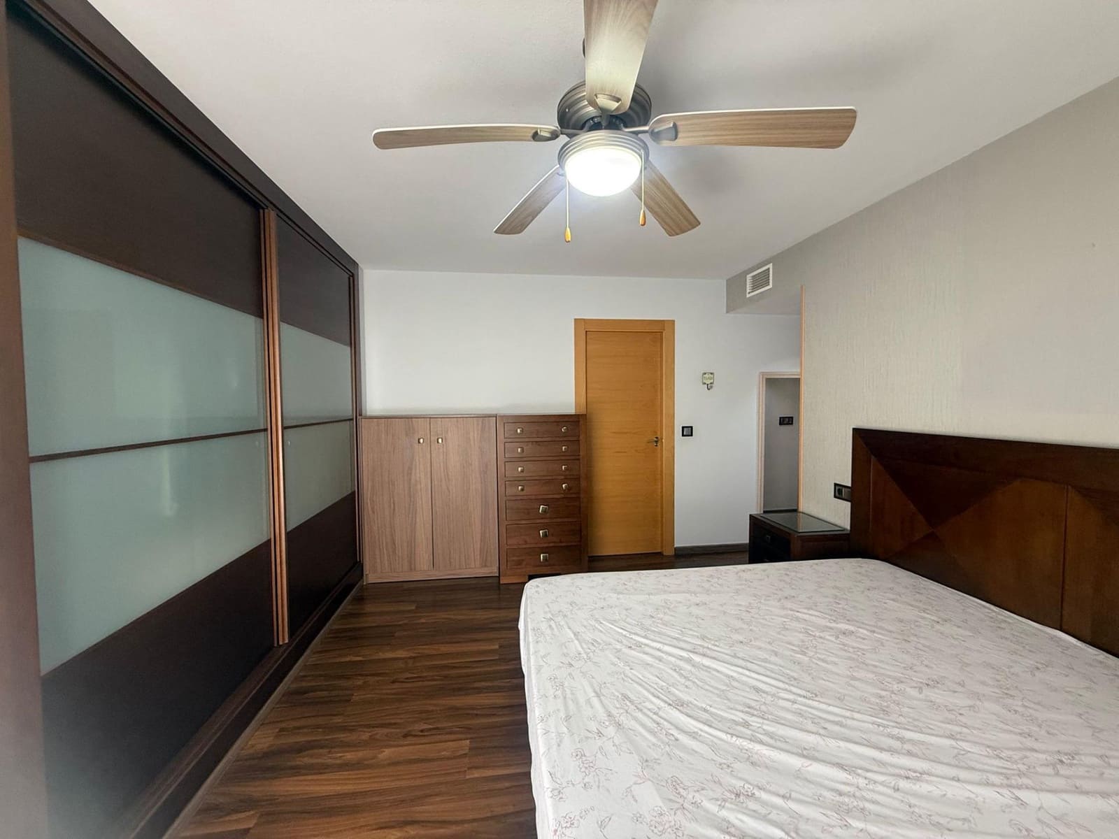 Appartement de 4 chambres à louer à Aguilas avec piscine garage - 800 € (Ref: 9806469)