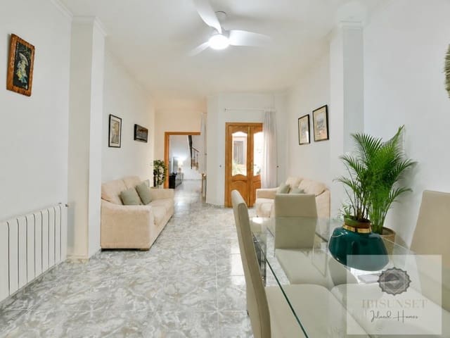 4 bedroom Townhouse for sale in Muro with garage - € 449,000 (Ref: 10020871)