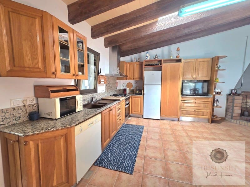 5 quarto Moradia para venda em Capdepera com piscina - 760 000 € (Ref: 10027238)