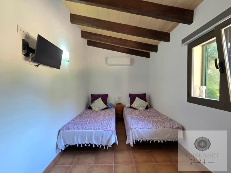 5 quarto Moradia para venda em Capdepera com piscina - 760 000 € (Ref: 10027238)