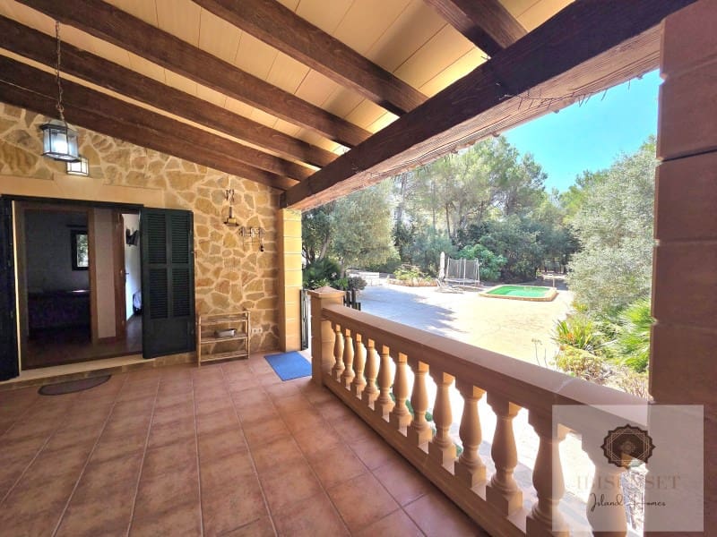 5 quarto Moradia para venda em Capdepera com piscina - 760 000 € (Ref: 10027238)