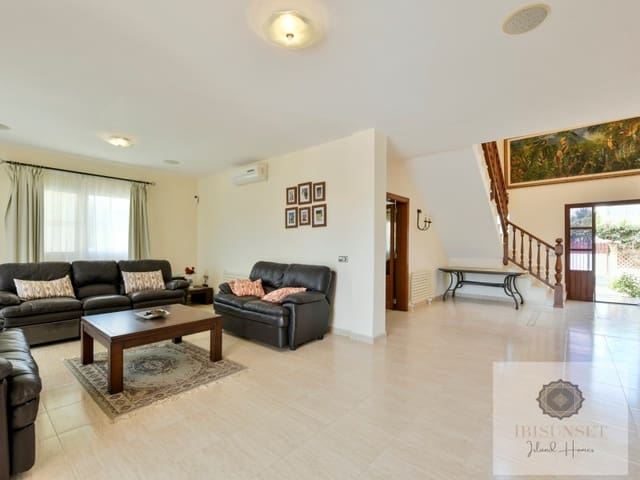 6 quarto Moradia para venda em Calas de Mallorca, Manacor com piscina garagem - 1 248 000 € (Ref: 10041006)