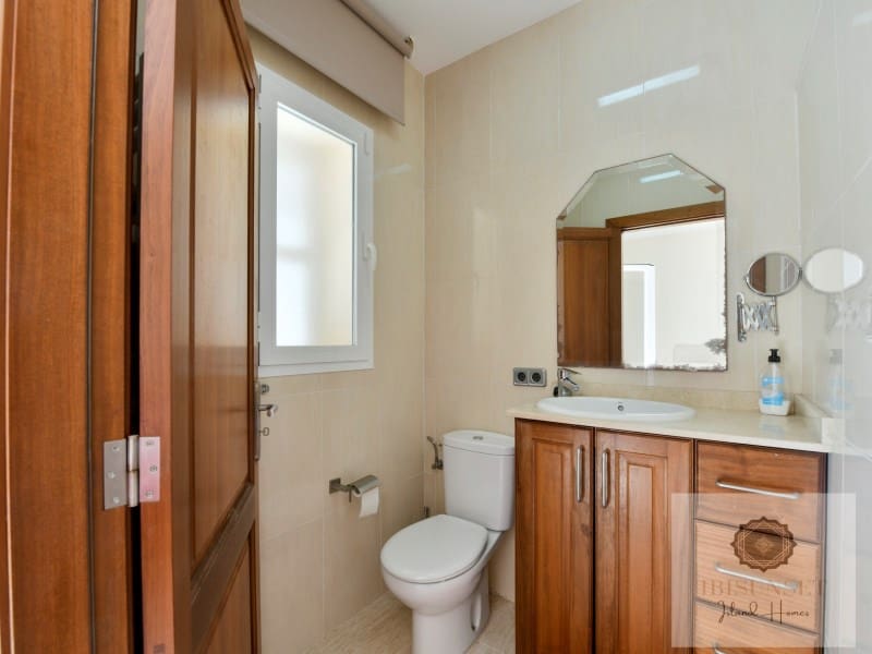 6 soveværelse Villa til salg i Calas de Mallorca med swimmingpool garage - € 1.248.000 (Ref: 10041006)