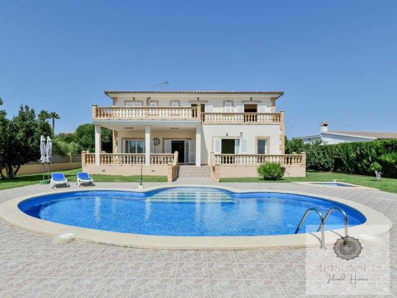 6 soveværelse Villa til salg i Calas de Mallorca med swimmingpool garage - € 1.248.000 (Ref: 10041006)