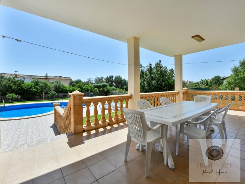 6 soveværelse Villa til salg i Calas de Mallorca med swimmingpool garage - € 1.248.000 (Ref: 10041006)
