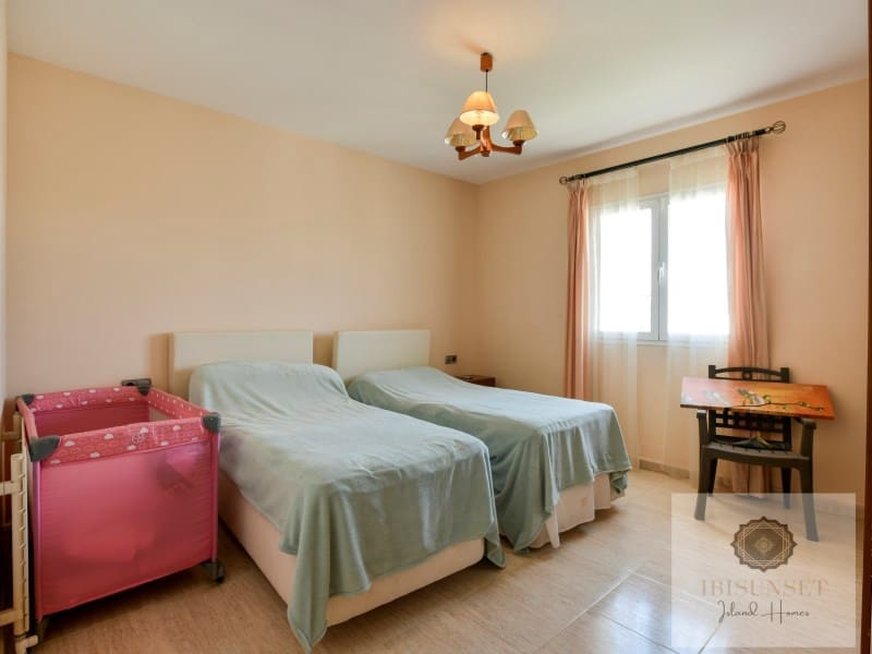 6 soveværelse Villa til salg i Calas de Mallorca med swimmingpool garage - € 1.248.000 (Ref: 10041006)