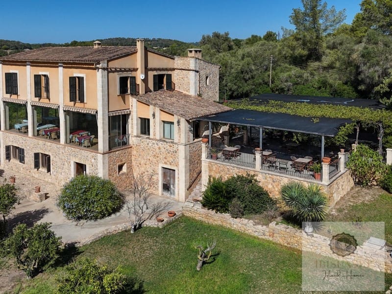 Finca/Landehus til salg i Sant Joan - € 1.485.000 (Ref: 10098275)