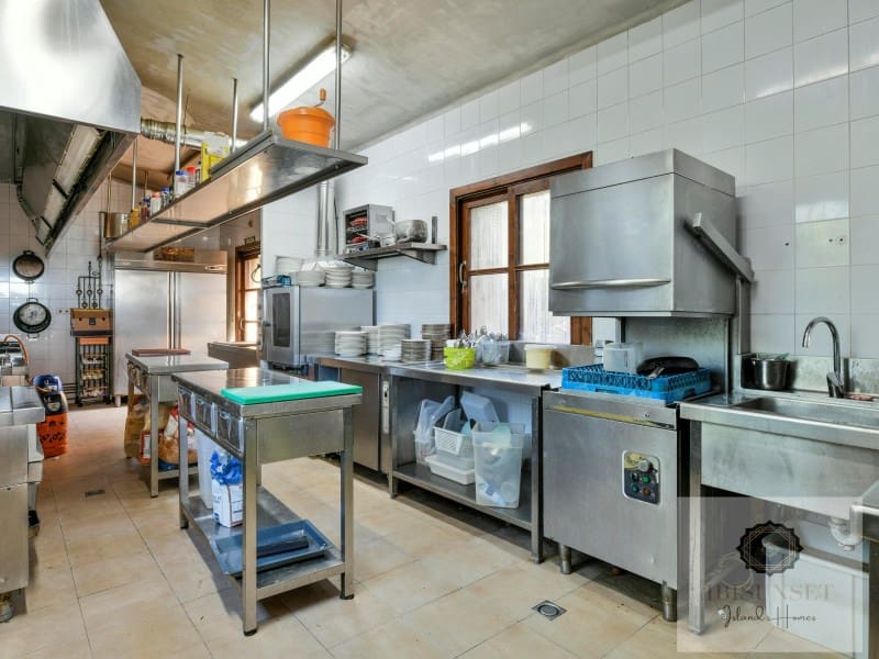 Finca/Landehus til salg i Sant Joan - € 1.485.000 (Ref: 10098275)