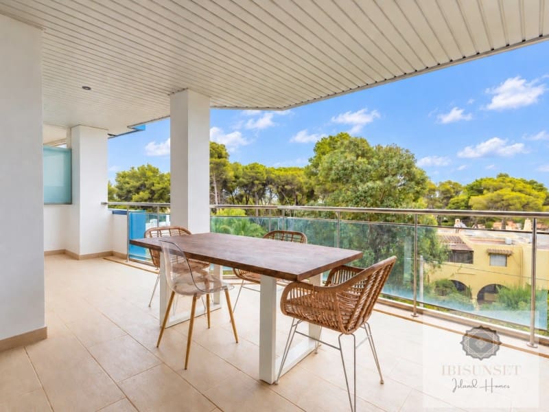 3 sypialnia Apartament na sprzedaż w Santa Eulalia / Santa Eularia z basenem garażem - 749 000 € (Ref: 10139663)