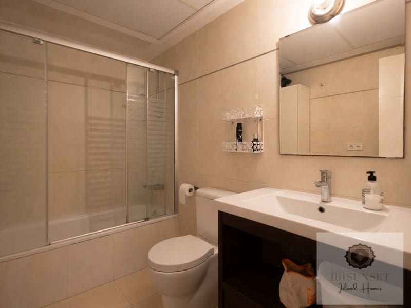 3 sypialnia Apartament na sprzedaż w Santa Eulalia / Santa Eularia z basenem garażem - 749 000 € (Ref: 10139663)