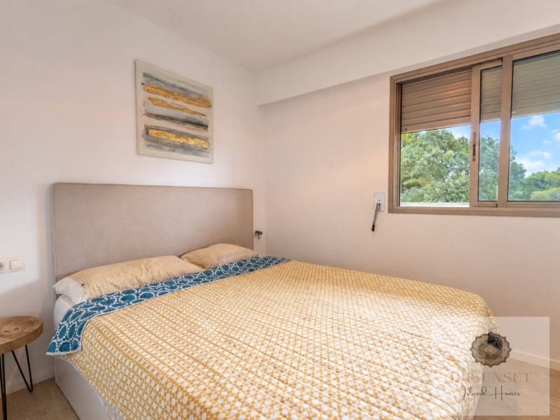 3 sypialnia Apartament na sprzedaż w Santa Eulalia / Santa Eularia z basenem garażem - 749 000 € (Ref: 10139663)