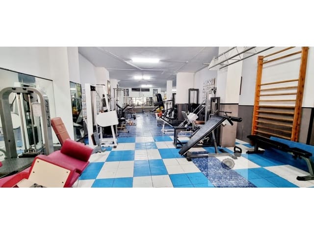 Commercieel te koop in Sant Antoni de Portmany - € 595.000 (Ref: 7325552)