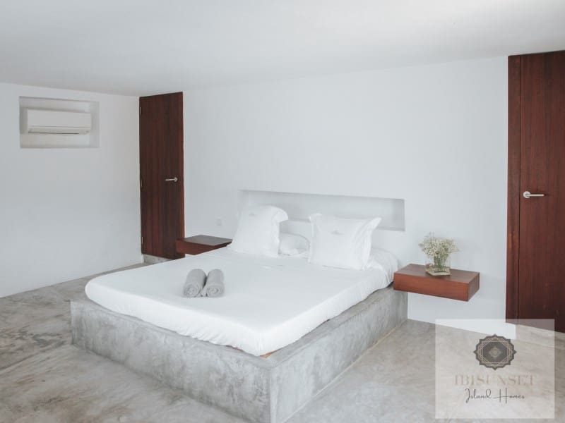 8 soverom Villa til salgs i Na Xemena med svømmebasseng garasje - € 7 200 000 (Ref: 9078660)