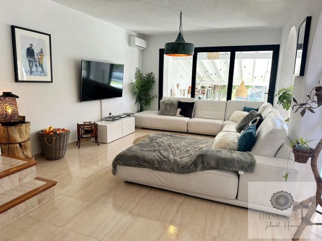 4 sypialnia Willa na sprzedaż w Port des Torrent, San Jose / Sant Josep de Sa Talaia z basenem - 1 090 000 € (Ref: 9099412)