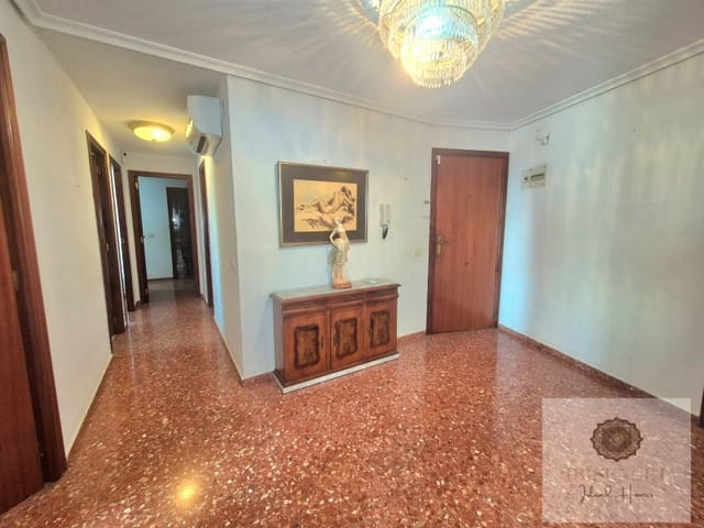 4 slaapkamer Appartement te koop in Sant Antoni de Portmany - € 598.000 (Ref: 9110700)