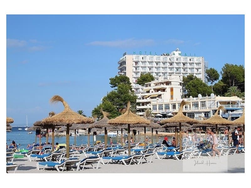 Ubebygd land til salgs i Palmanova - € 1 800 000 (Ref: 9116299)