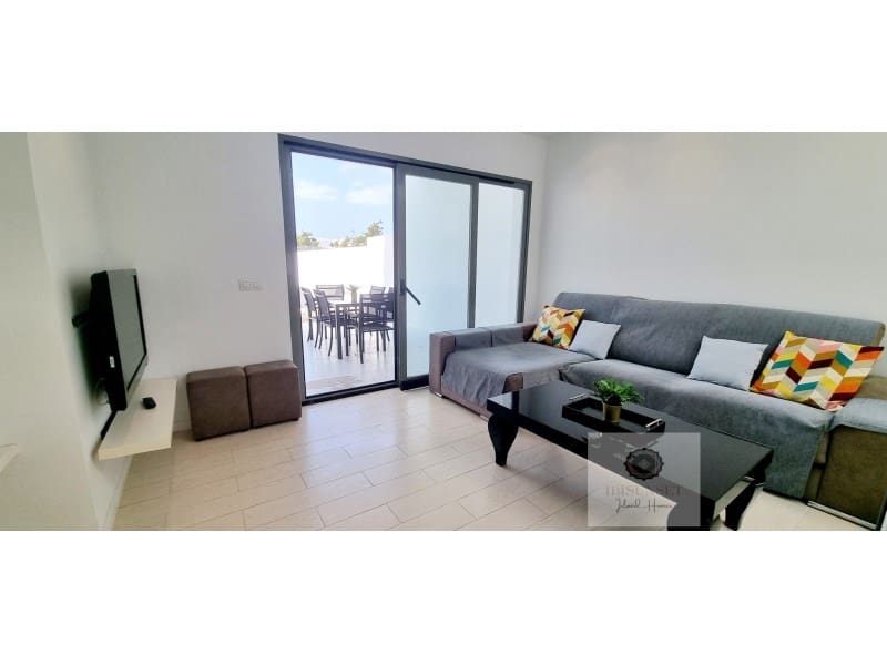 3 makuuhuone Omakotitalo vuokrattavana paikassa Cala d'en Bou mukana uima-altaan 
autotalli - 1 700 € (Ref: 9291467)