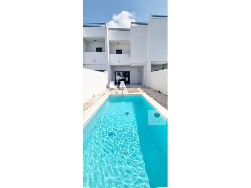 3 makuuhuone Omakotitalo vuokrattavana paikassa Cala d'en Bou mukana uima-altaan 
autotalli - 1 700 € (Ref: 9291467)