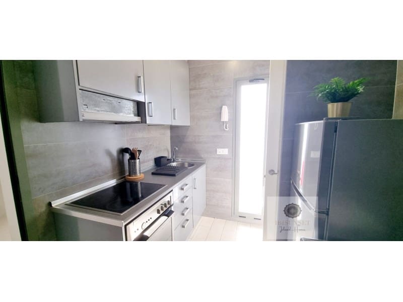 3 makuuhuone Omakotitalo vuokrattavana paikassa Cala d'en Bou mukana uima-altaan 
autotalli - 1 700 € (Ref: 9291467)