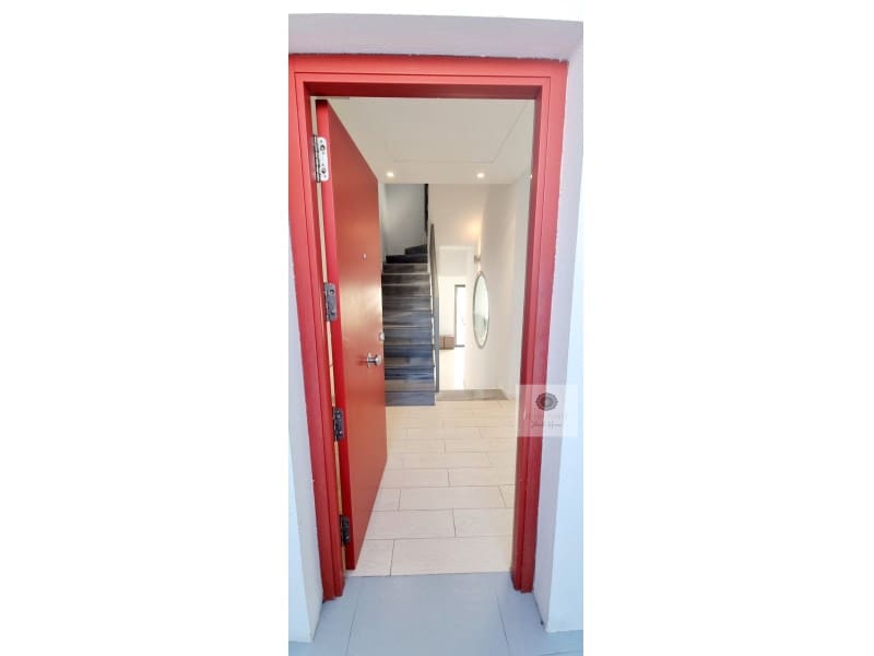 3 makuuhuone Omakotitalo vuokrattavana paikassa Cala d'en Bou mukana uima-altaan 
autotalli - 1 700 € (Ref: 9291467)