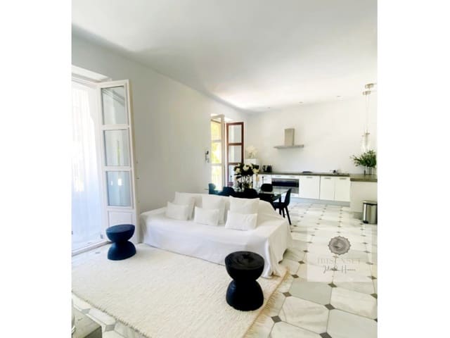 2 sypialnia Mieszkanie do wynajęcia w Miasto Ibiza / Eivissa - 2 000 € (Ref: 9375474)