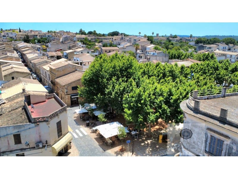 2 slaapkamer Huis te koop in Llubi met garage - € 348.000 (Ref: 9383319)