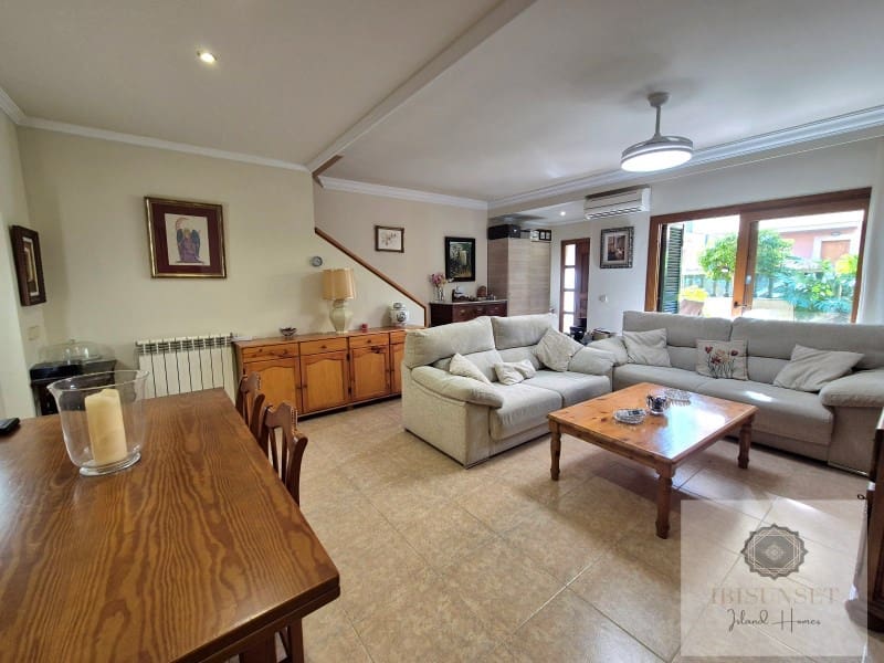 4 slaapkamer Villa te koop in Palma de Mallorca met zwembad - € 838.000 (Ref: 9393403)