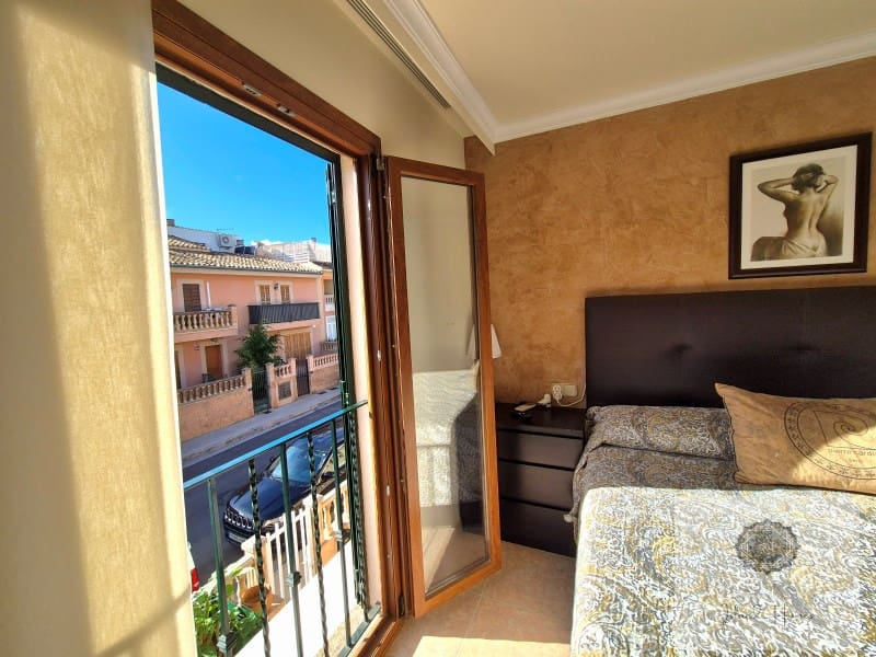 4 slaapkamer Villa te koop in Palma de Mallorca met zwembad - € 838.000 (Ref: 9393403)
