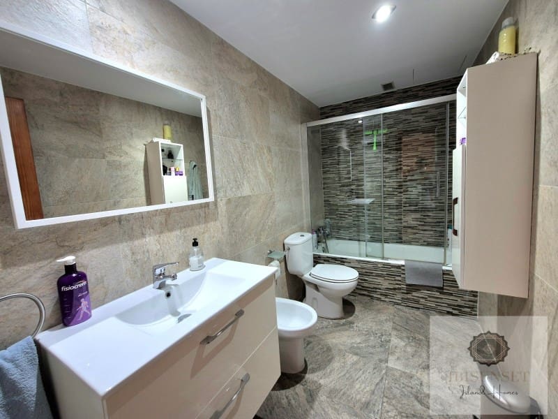 4 slaapkamer Villa te koop in Palma de Mallorca met zwembad - € 838.000 (Ref: 9393403)