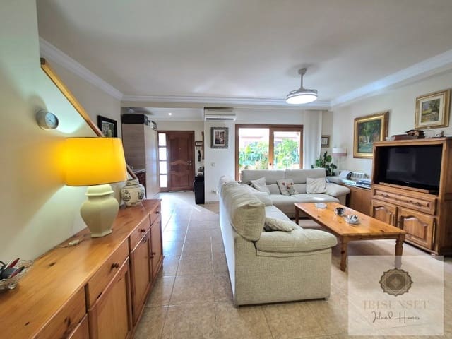 4 slaapkamer Villa te koop in Son Pereto, Palma de Mallorca met zwembad - € 838.000 (Ref: 9393403)