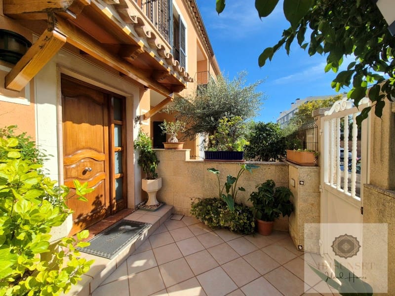 4 slaapkamer Villa te koop in Palma de Mallorca met zwembad - € 838.000 (Ref: 9393403)