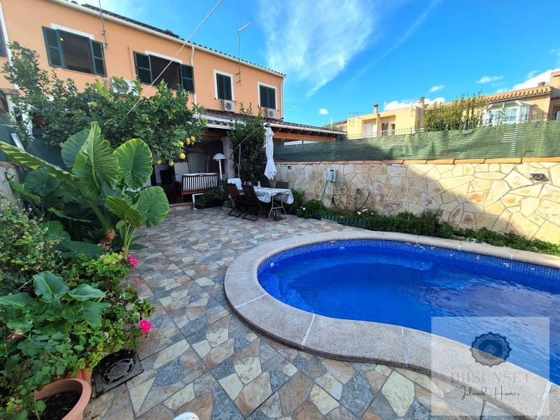 4 slaapkamer Villa te koop in Palma de Mallorca met zwembad - € 838.000 (Ref: 9393403)