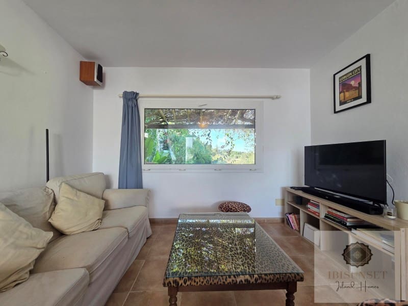 3 slaapkamer Villa te huur in Sant Antoni de Portmany met zwembad - € 2.500 (Ref: 9438150)