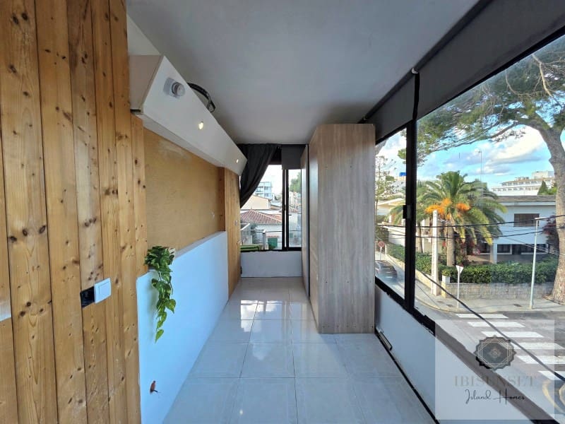 2 bedroom Apartment for sale in Cala Millor - € 208,000 (Ref: 9438151)