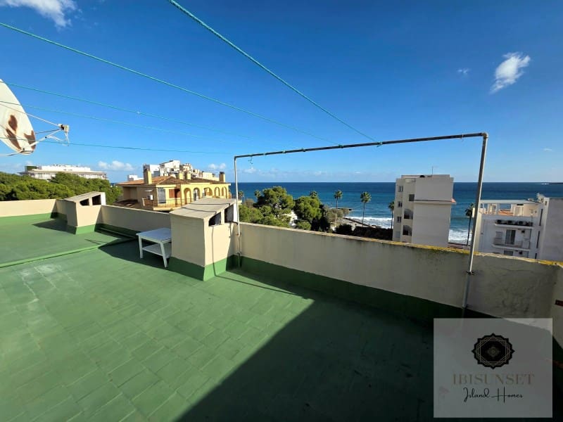 2 bedroom Apartment for sale in Cala Millor - € 208,000 (Ref: 9438151)
