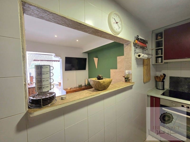 3 sovrum Lägenhet till salu i Playa d'en Bossa - 629 500 € (Ref: 9599474)