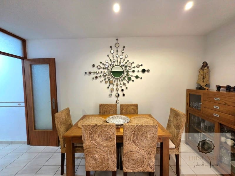 3 sovrum Lägenhet till salu i Playa d'en Bossa - 629 500 € (Ref: 9599474)