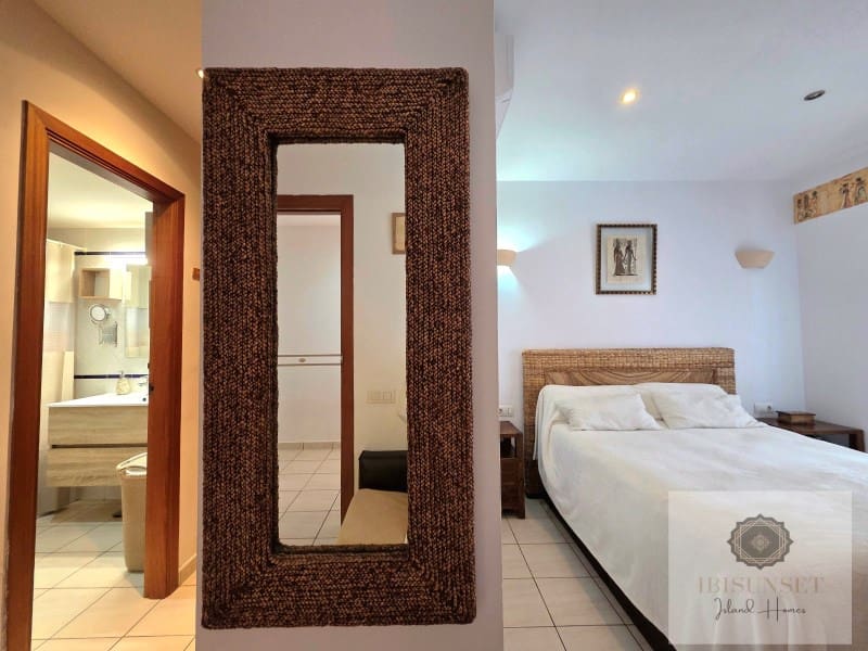 3 sovrum Lägenhet till salu i Playa d'en Bossa - 629 500 € (Ref: 9599474)