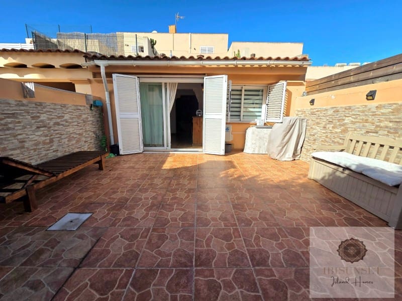 3 sovrum Lägenhet till salu i Playa d'en Bossa - 629 500 € (Ref: 9599474)